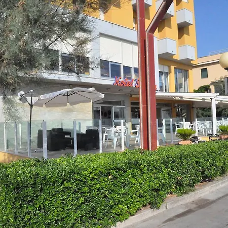 Готель Sirena Сенігаллія