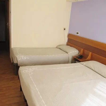 Sirena Hotel 3*
