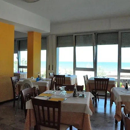 Sirena Hotel 3*