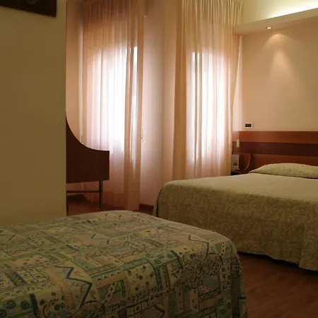 Sirena Hotel 3*