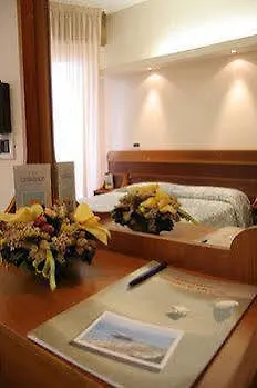 Sirena Hotel 3*